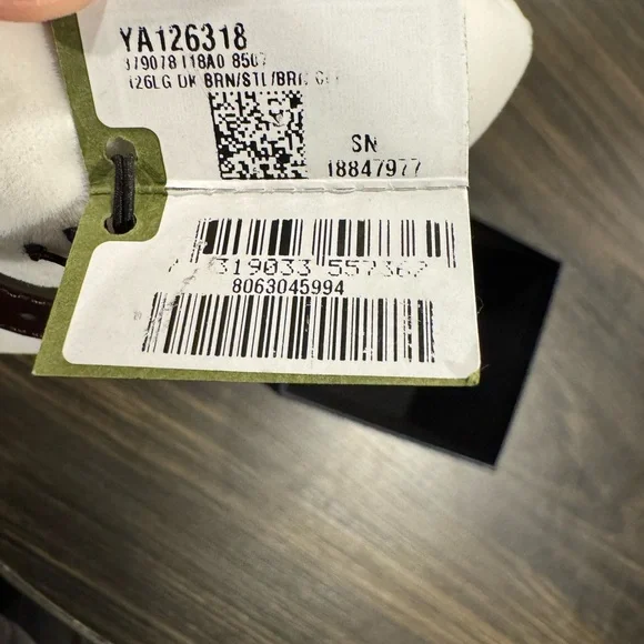 Gucci G-Timeless analog quartz Calfskin Leather strap men watch - Picture 6 of 8